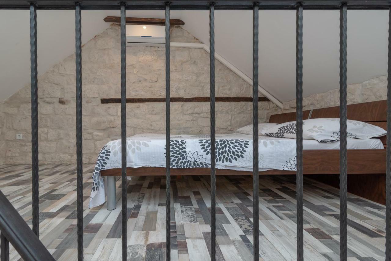 Apartman Skuribanda Τρογκίρ Εξωτερικό φωτογραφία